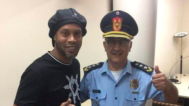El ex jugador ingresó al país junto a su hermano con documentación falsa.