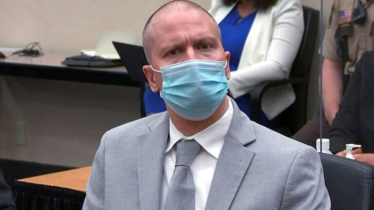 El ex oficial se arrodilló sobre el cuello de Floyd durante 9 minutos.