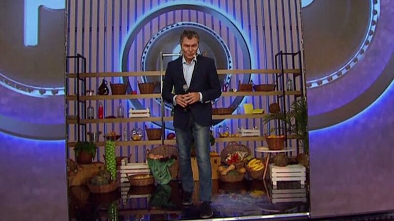 El ex Presidente se sumó al reality de los políticos cocineros.