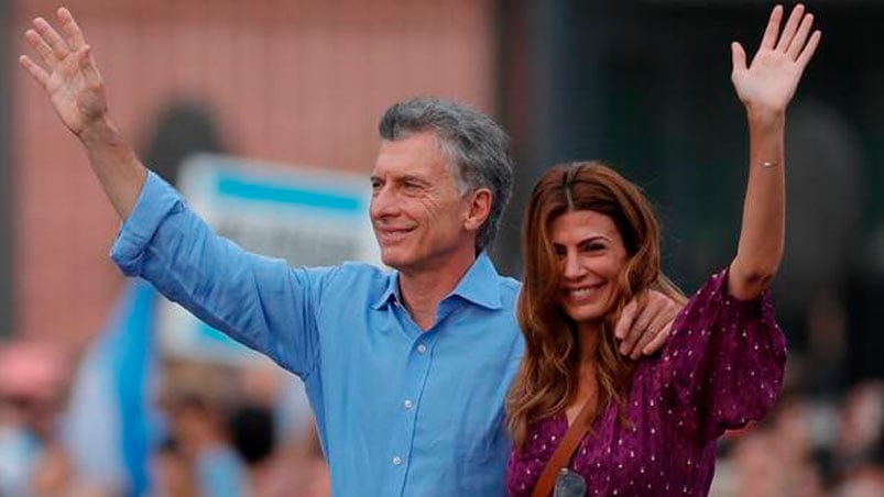 El ex Presidente y su esposa se encuentra en Europa junto a su hija Antonia.