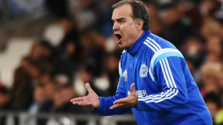 El ex técnico de la selección habló de la relación entre el fútbol y la sociedad en redes sociales. Foto: Twitter: @bibifircotin.