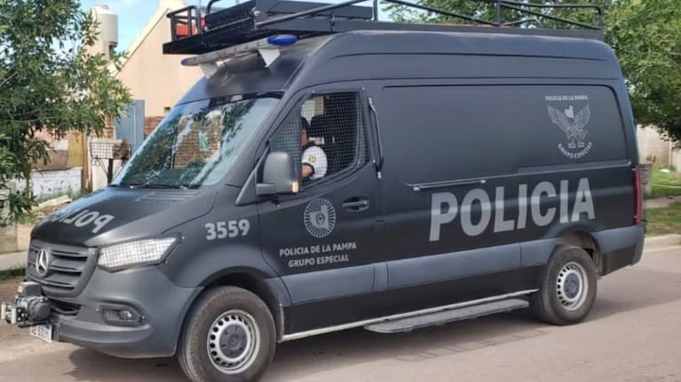 El explosivo estaba en la casa de un exintegrante del Ejército Argentino.