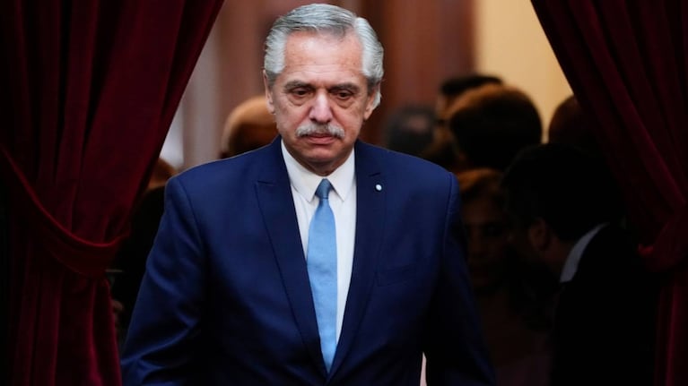 El expresidente Alberto Fernández fue imputado por presunta malversación de fondos.
