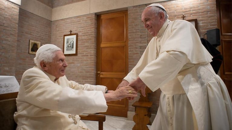 El fallecimiento de Benedicto XVI: revelaron qué dijo antes de morir