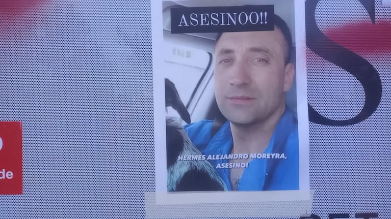 El falso veterinario fue escrachado en su local.