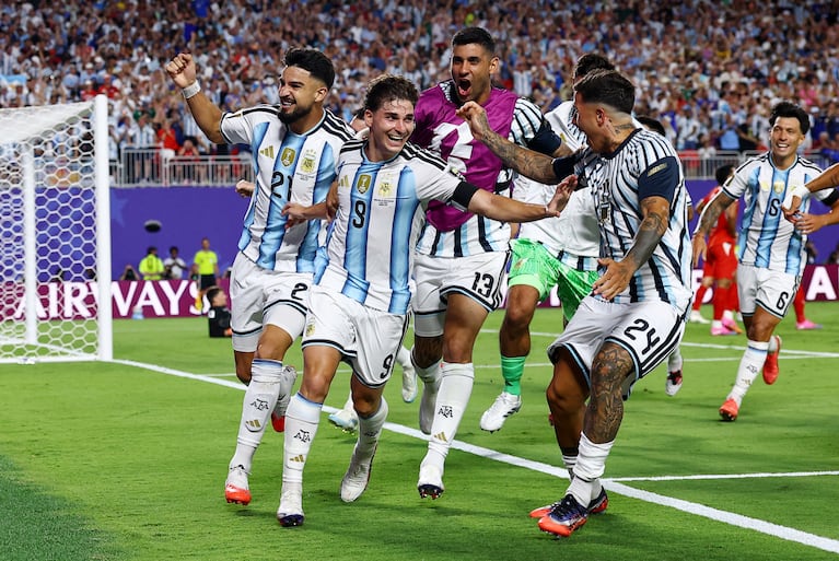 El festejo del gol de Julián Álvarez en el triunfo de la Selección Argentina ante Suiza en el Mundial 2026.
