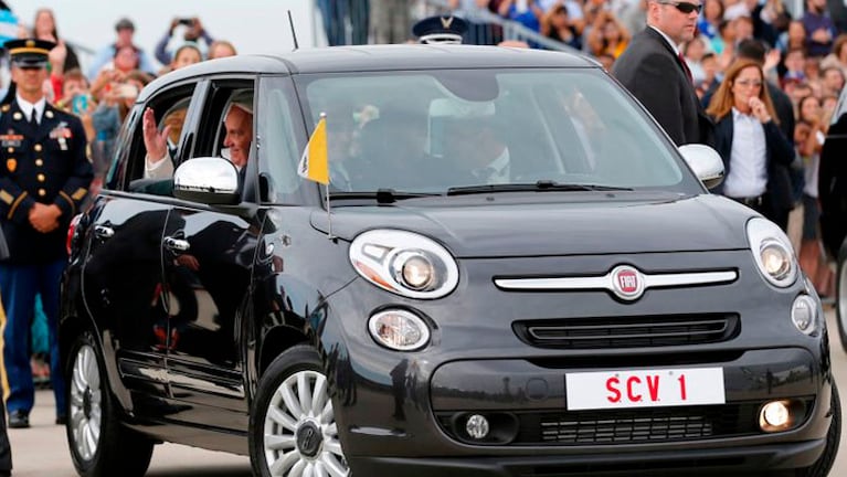 El Fiat 500 Lounge utilizado por el Papa Francisco en Nueva York. Foto: Reuters