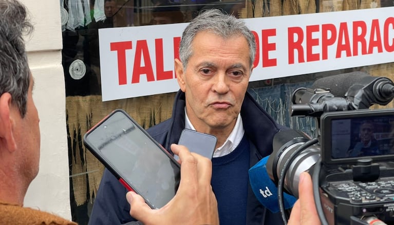 El fiscal Garzón habló de la causa desde la puerta de la casa de Barrelier.