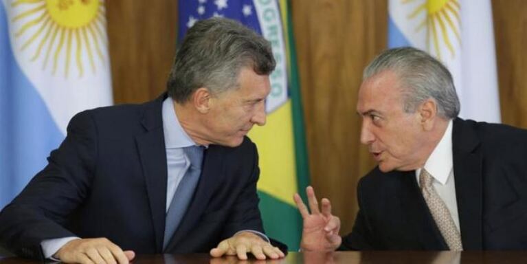 El fiscal Senestrari pidió que caigan Macri y Temer