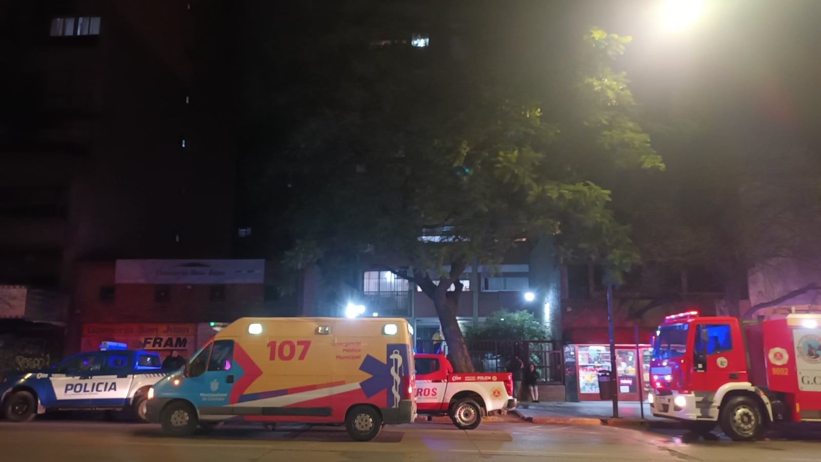 El foco se originó a un par de cuadras del Patio Olmos.