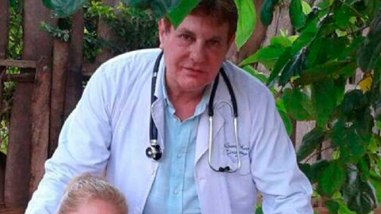 El Francés Viarnes fue descubierto como falso médico en Paraguay.
