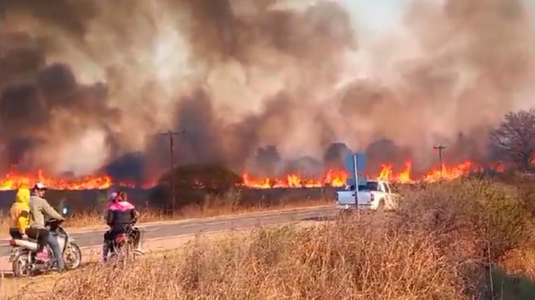El fuego arrasó con pastizales en la zona de Tulumba.