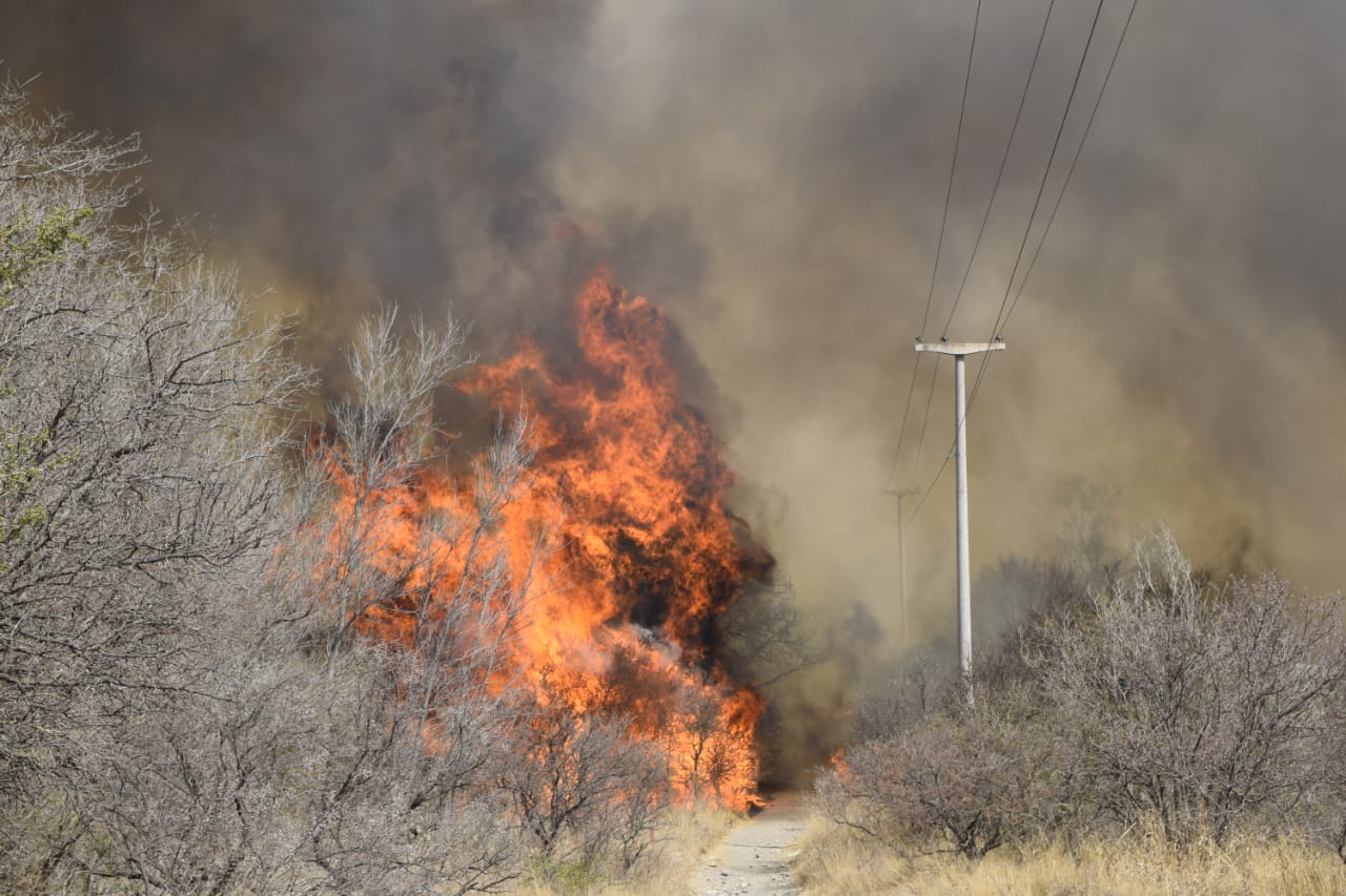 El fuego en Capilla del Monte.