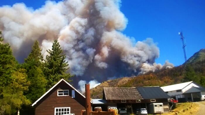 El fuego quemó más de mil hectáreas en Chubut. 