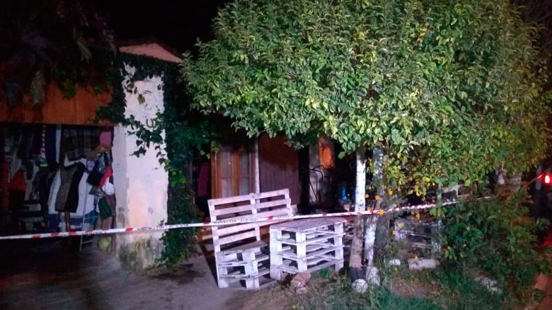 El fuego se habría iniciado en el interior de la vivienda.