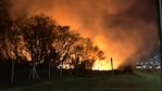 El fuego se propagó en pastizales del predio de la Fuerza Aérea.