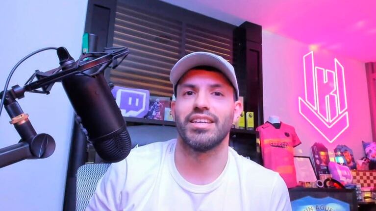 El futbolista abrió el debate sobre los impuestos en Twitch.