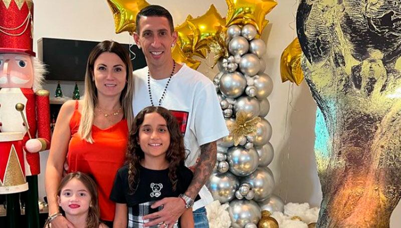 El futbolista celebró Navidad en familia.