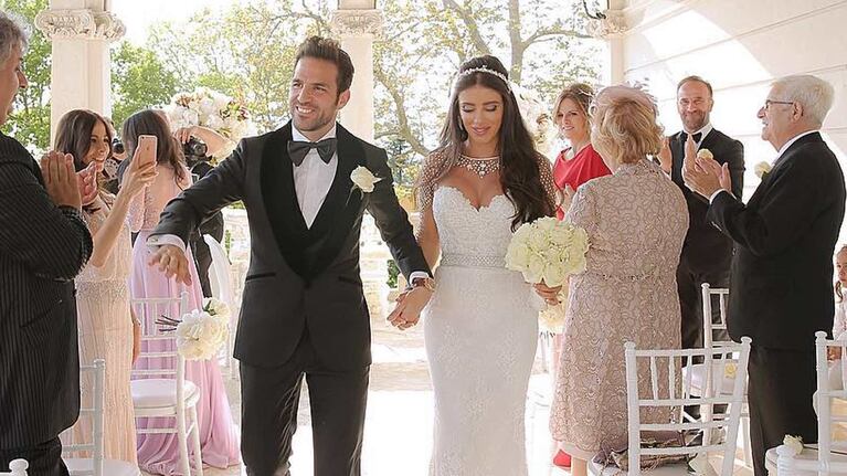El futbolista español, Cesc Fabregas, se casó en secreto con la bella modelo Daniella Semaan.
