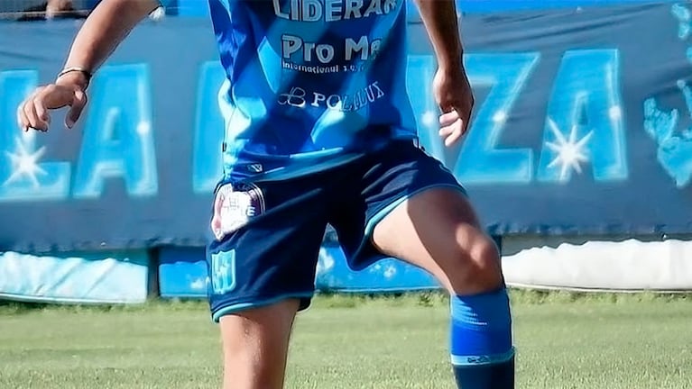 El futbolista murió mientras era operado de rodilla.