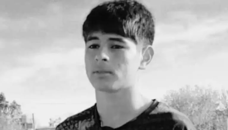 El futbolista Santino López, que murió a los 13 años en pleno partido. (Imagen: X).