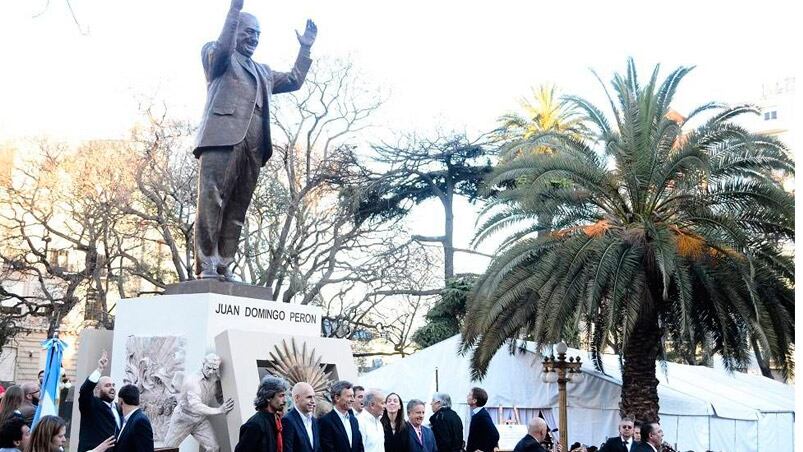 El General tiene su monumento en la Capital Federal. Foto: DyN