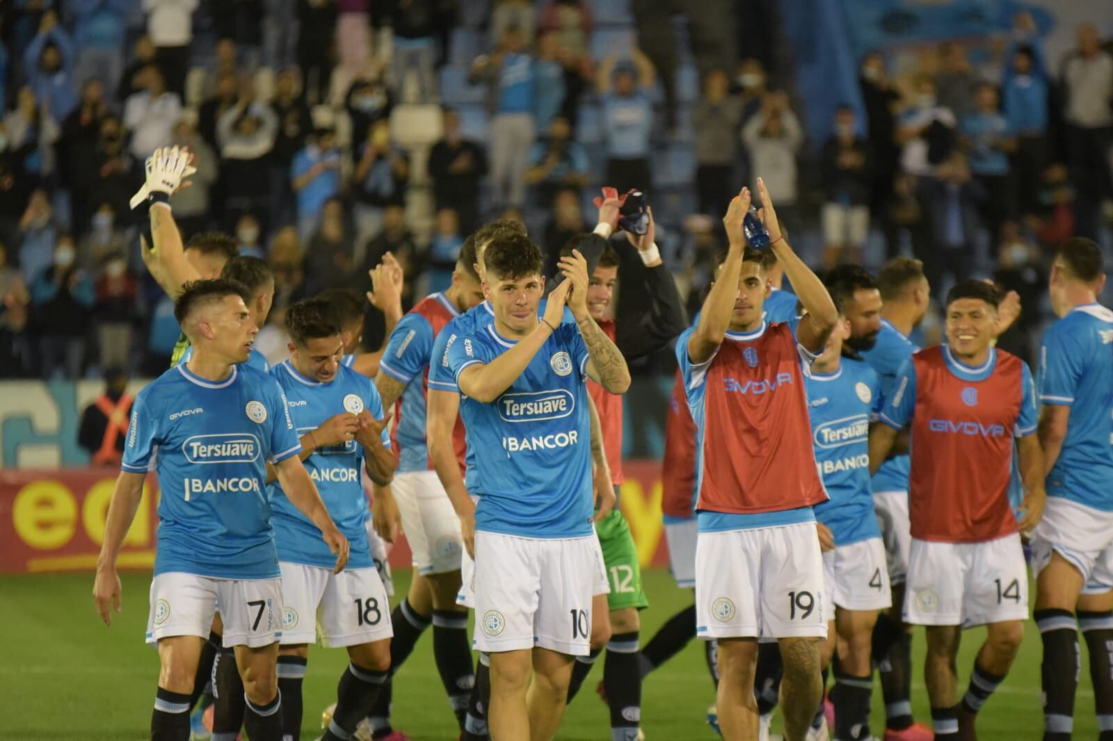 El Gigante de Alberdi fue un carnaval. Foto: Lucio Casalla/ElDoce.tv.