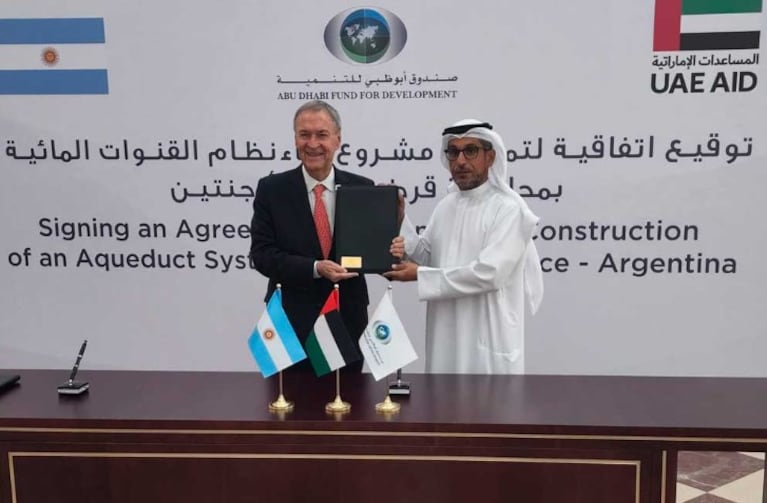 El gobernador celebró el financiamiento de Emiratos Árabes Unidos.