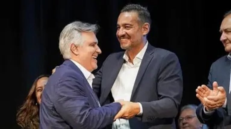 El gobernador empodera a Siciliano con las modificaciones de gabinete.