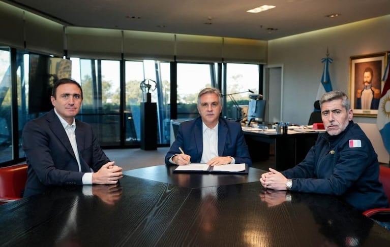El gobernador firmó el proyecto de ley.