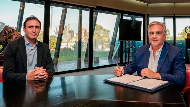 El gobernador Llaryora junto al ministro Julián López.