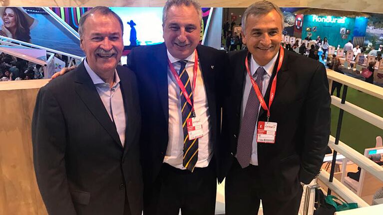 El gobernador reunido con las autoridades de Air Europa.