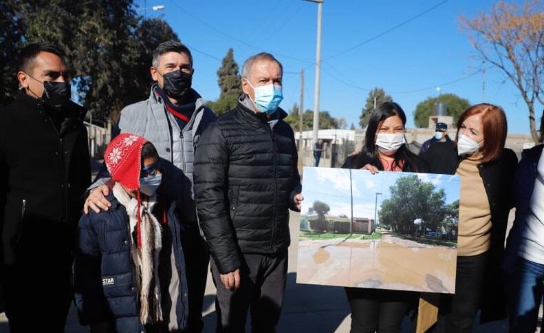 El gobernador Schiaretti retomó las actividades tras vencer el coronavirus.