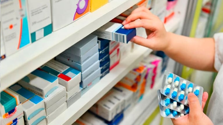 El Gobierno de la Provincia de Córdoba criticó la restricción de medicamentos esenciales dispuesta por Nación.
