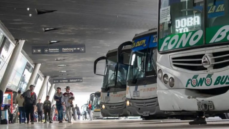 El Gobierno eliminó subsidios a pasajes gratuitos en colectivo para personas con discapacidad