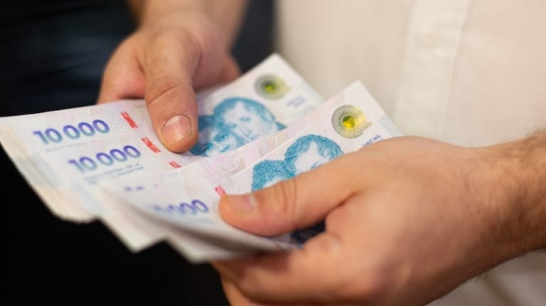 El Gobierno fijó el nuevo Salario Mínimo, Vital y Móvil: el monto y cómo aumentará mes a mes 