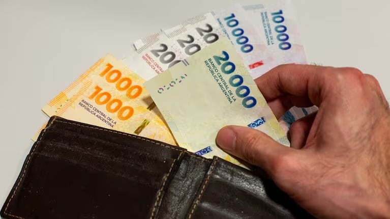 El Gobierno fijó los montos tras las negociaciones fallidas.