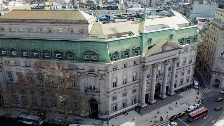 El Gobierno nacional anunció que el Banco Nación se transformará en una sociedad anónima