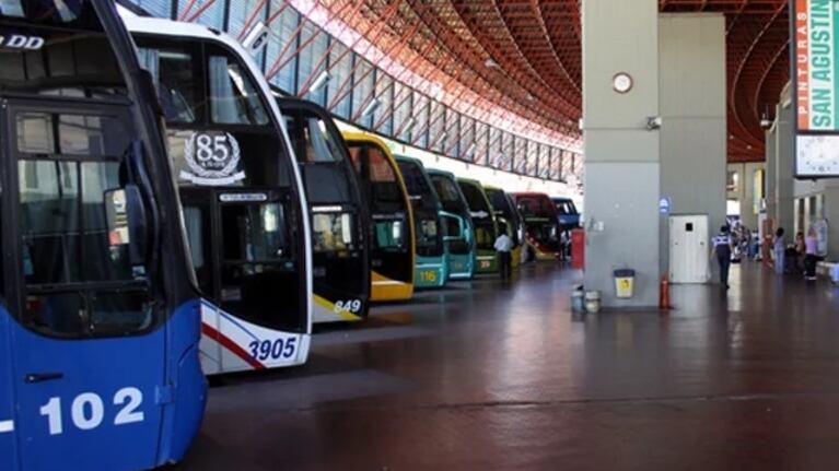 El Gobierno oficializó la desregularización del transporte de media y larga distancia.