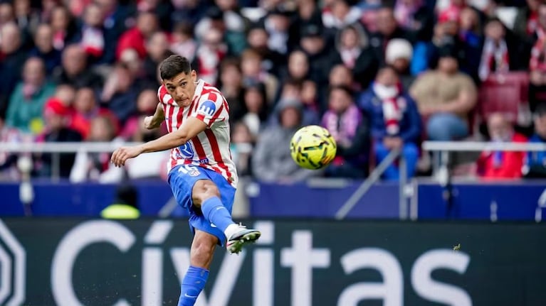 El golazo de Nahuel Molina para el Atlético de Madrid.