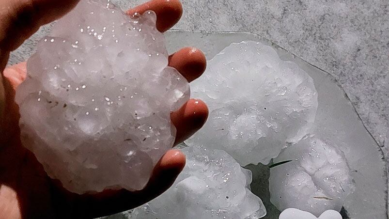 El granizo era del tamaño de una pelota de tenis.