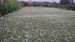 El granizo se replicó en varios puntos de la provincia.