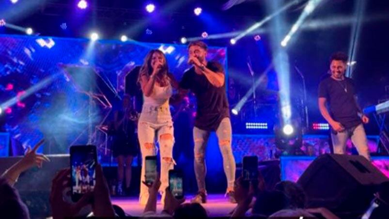 El grupo invitó a la cantante y podrían haber más colaboraciones más adelante.