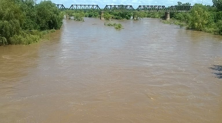 El hallazgo del cuerpo generó conmoción en la zona de Río Segundo.