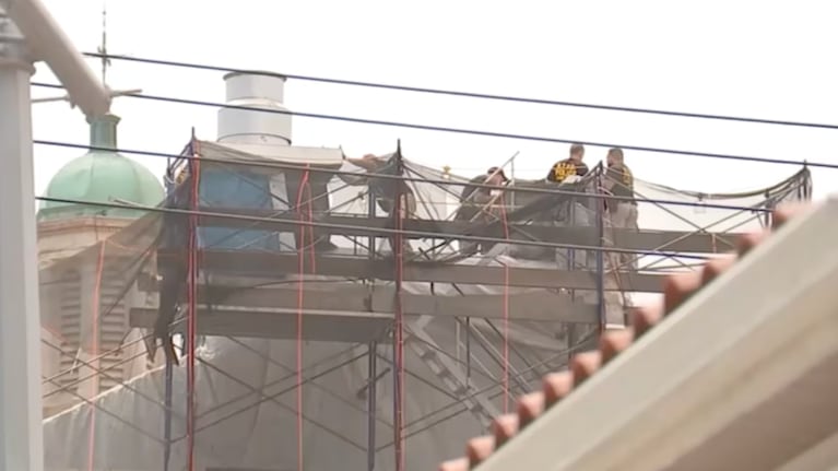 El hallazgo fue descubierto por el portero de la escuela.