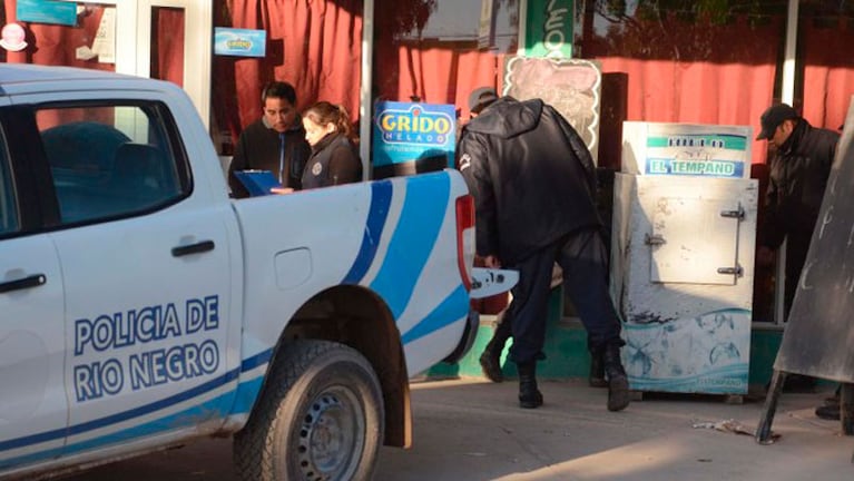 El hallazgo horrorizó a una pequeña ciudad rionegrina. Fotos: Diario Río Negro