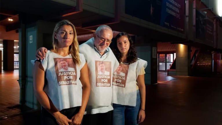 El hartazgo de la hermana de Villarreal tras la foto de El Orejudo con chaleco policial: “Complicidad”