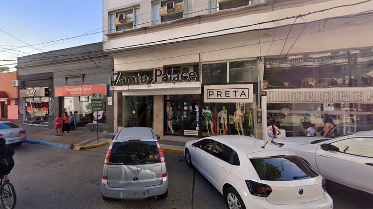 El hecho ocurrió en el hotel ubicado sobre la calle 19 de Marzo, en Zárate. (Foto: Google Maps).