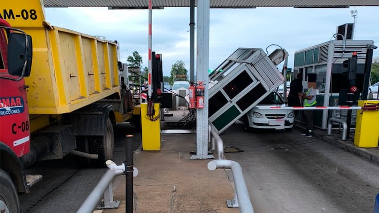 El hecho ocurrió en el peaje frente al Aeropuerto.