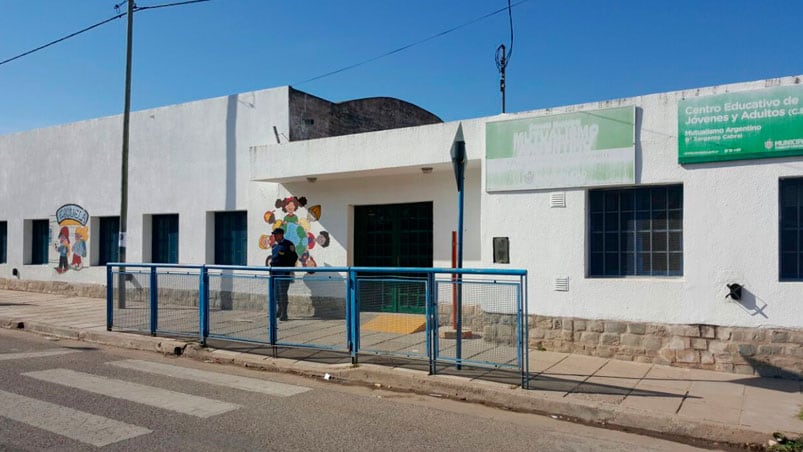 El hecho ocurrió en la Escuela Mutualismo Argentino.